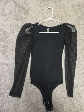 Black Puff Sleeve Ribbed Bodysuit